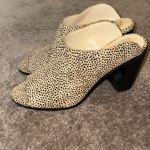 Vince Camuto Mesella calf hair leopard print peep toe mules - Picture 5 of 10
